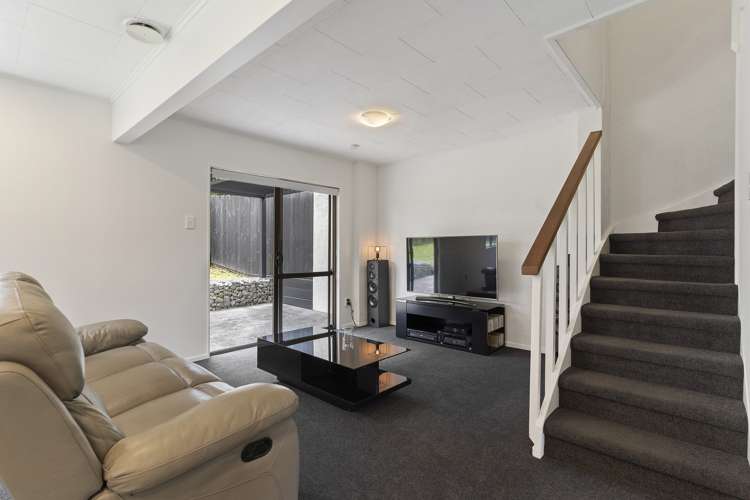 1/29 Lambrown Drive Totara Vale_14