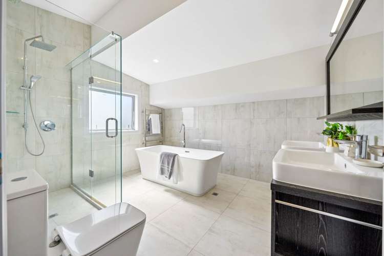 2A Campbell Crescent Epsom_18