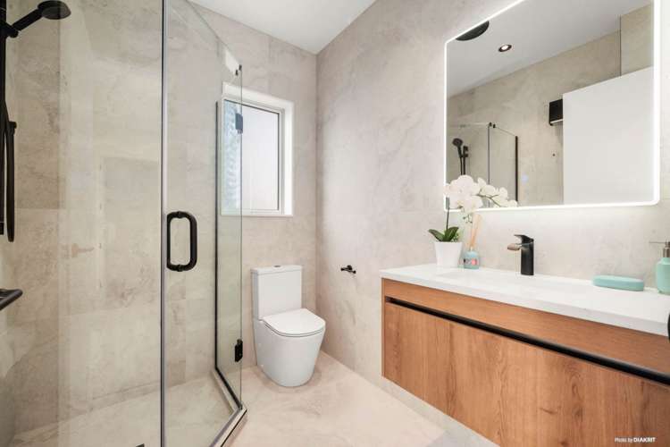 9 Dulcie Way Orewa_17