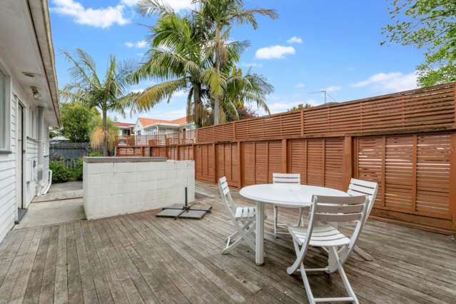 182 Lake Road Northcote_4