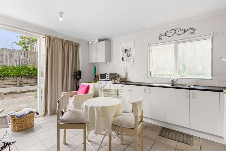 55 Shelly Bay Road Beachlands_16