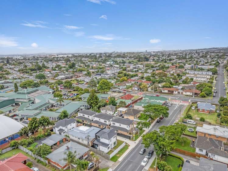 56 McKean Avenue Manurewa_3