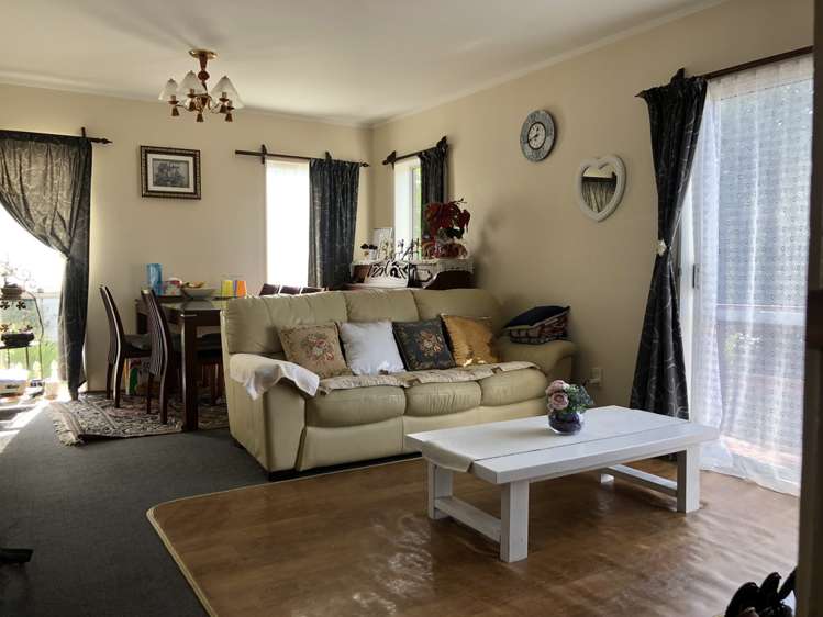 2/8 Monteith Crescent Remuera_1