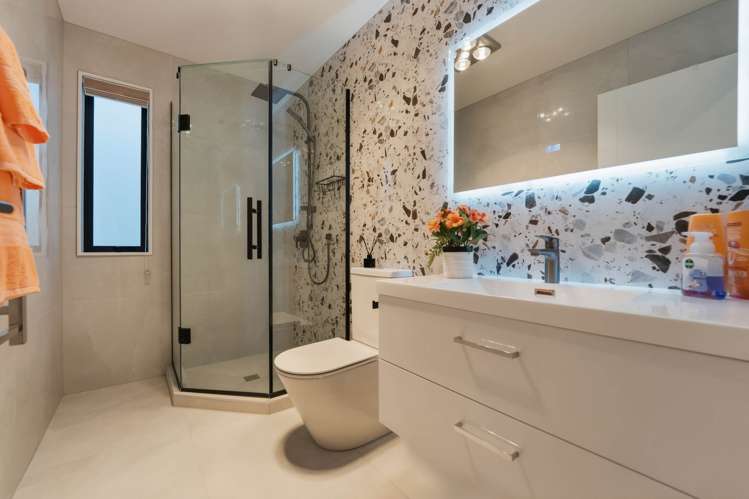 26 Ridgehill Rise Flat Bush_20