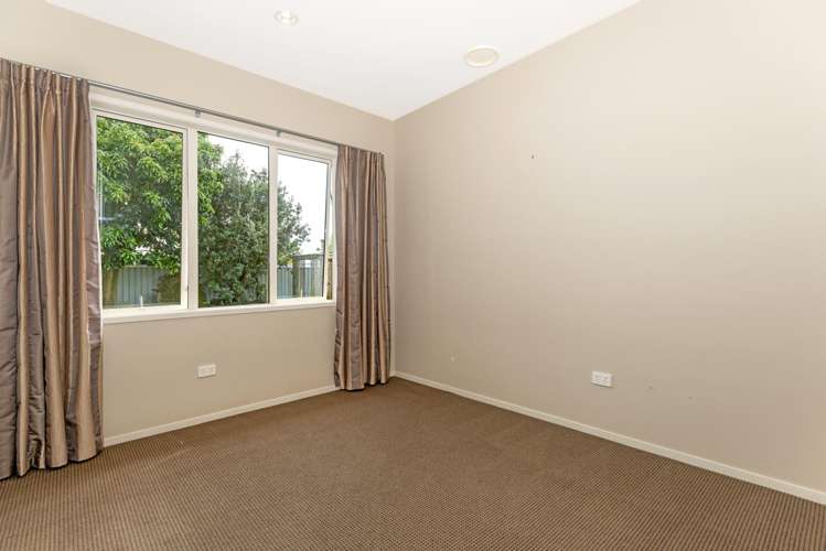 11 Charteris Rise Riverdale_13