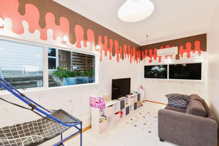 24 Bates Street Riverton_19