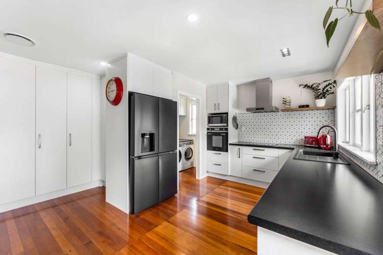 11 Waddell Avenue Pt England_6