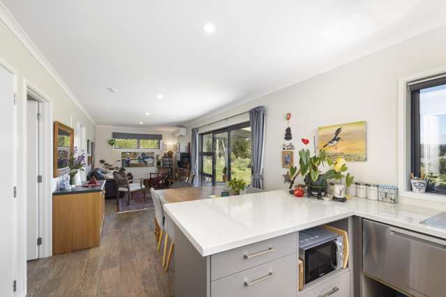 86 High Street Eketahuna_4