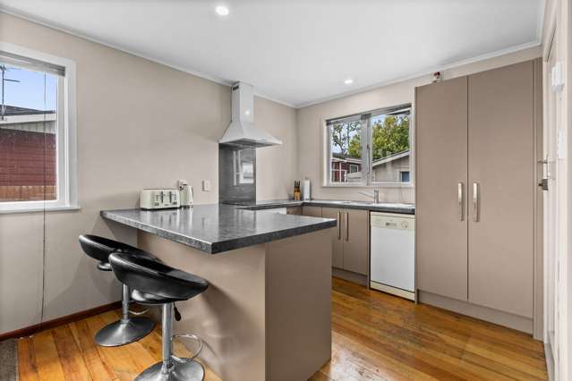 72 Harold Holt Avenue Onekawa_4