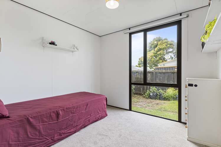 2/88b Kelvin Road Papakura_11