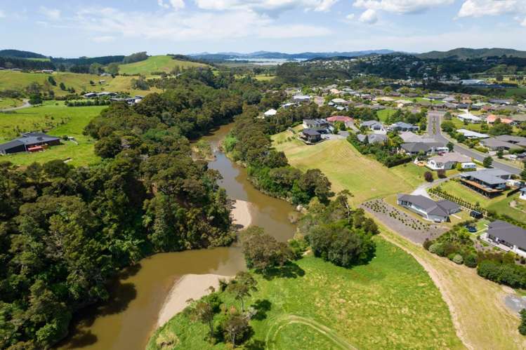 12 Admiralty Drive Paihia_10