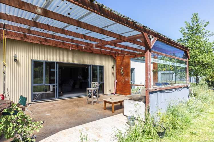 443 Johns Road Fernside_5