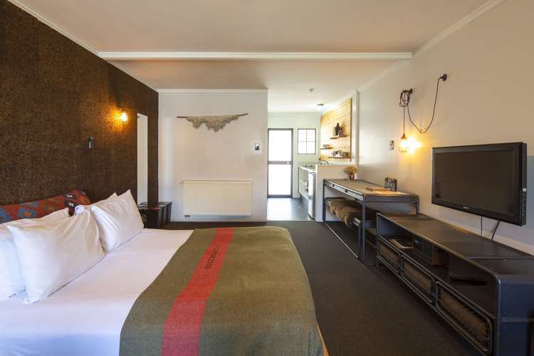 9/554 Frankton Road Queenstown_5