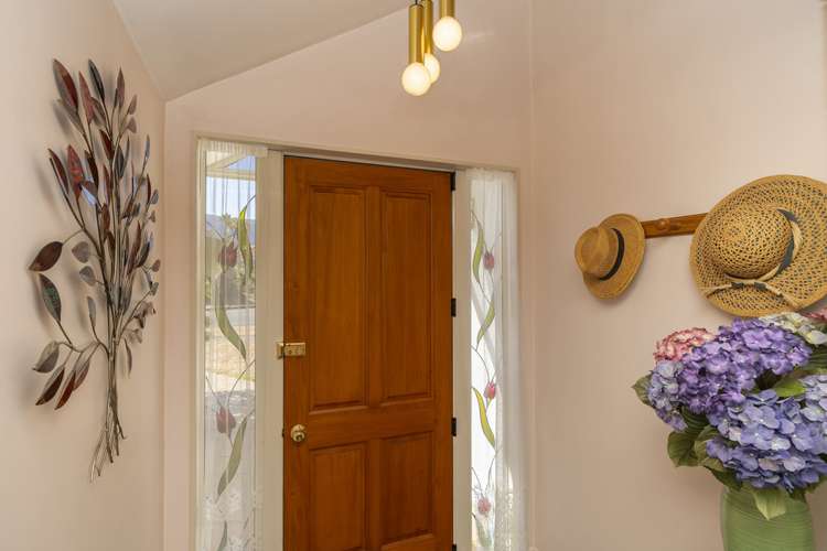 29 Stead Crescent Stoke_23