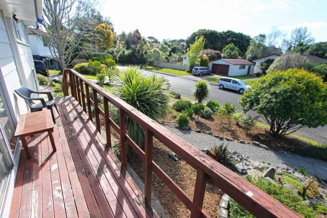 20 The Grove Titirangi_2