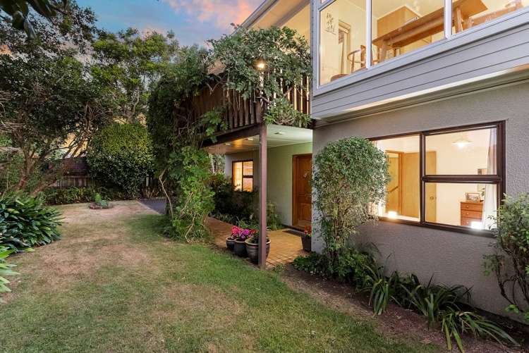 105 The Drive Epsom_14