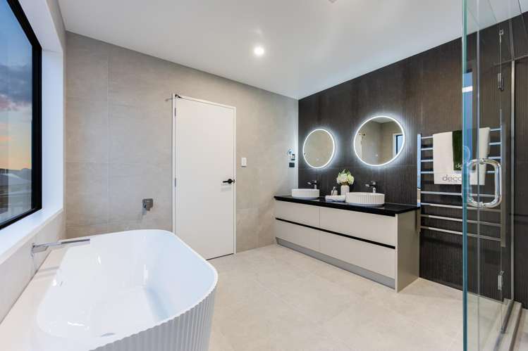 15 Pakirikiri Street Long Bay_19