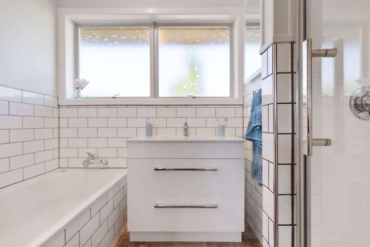 77 Knighton Road Hillcrest_12