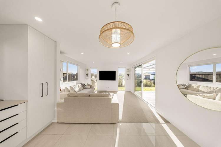 23 Tangaroa Place Poike_6