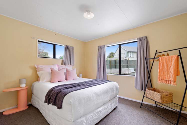 28a Grayson Avenue Mangakakahi_11