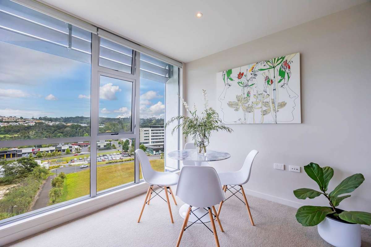 603F/27 Don McKinnon Drive_2