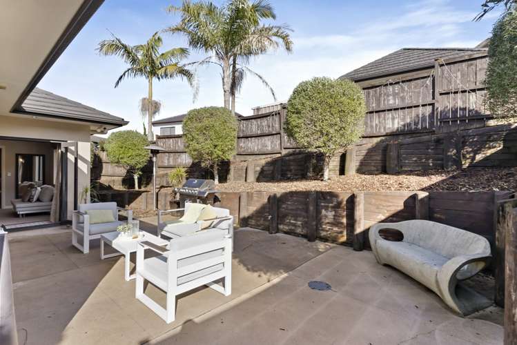 10 Mazuran Place Flat Bush_18