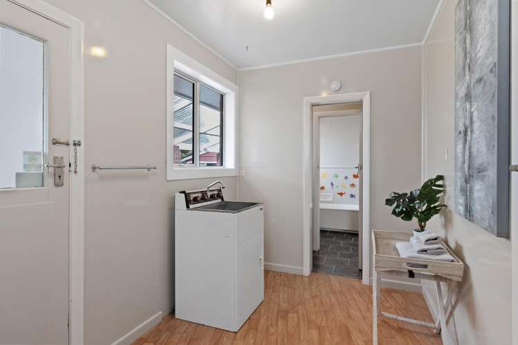 228 Horndon Street Darfield_13