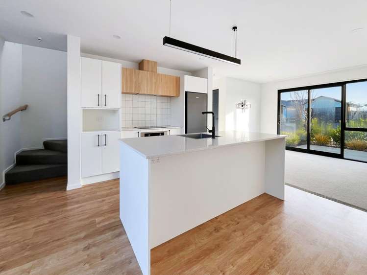 14 Miromiro St Broomfield_1