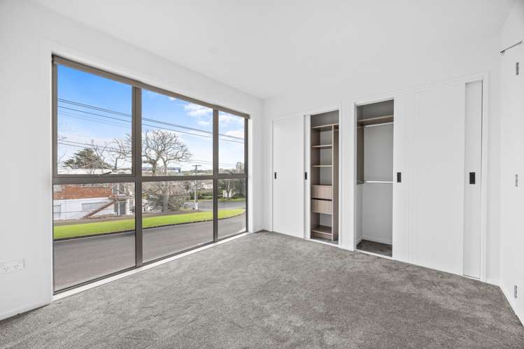 2/4 Ranier Street Ellerslie_11