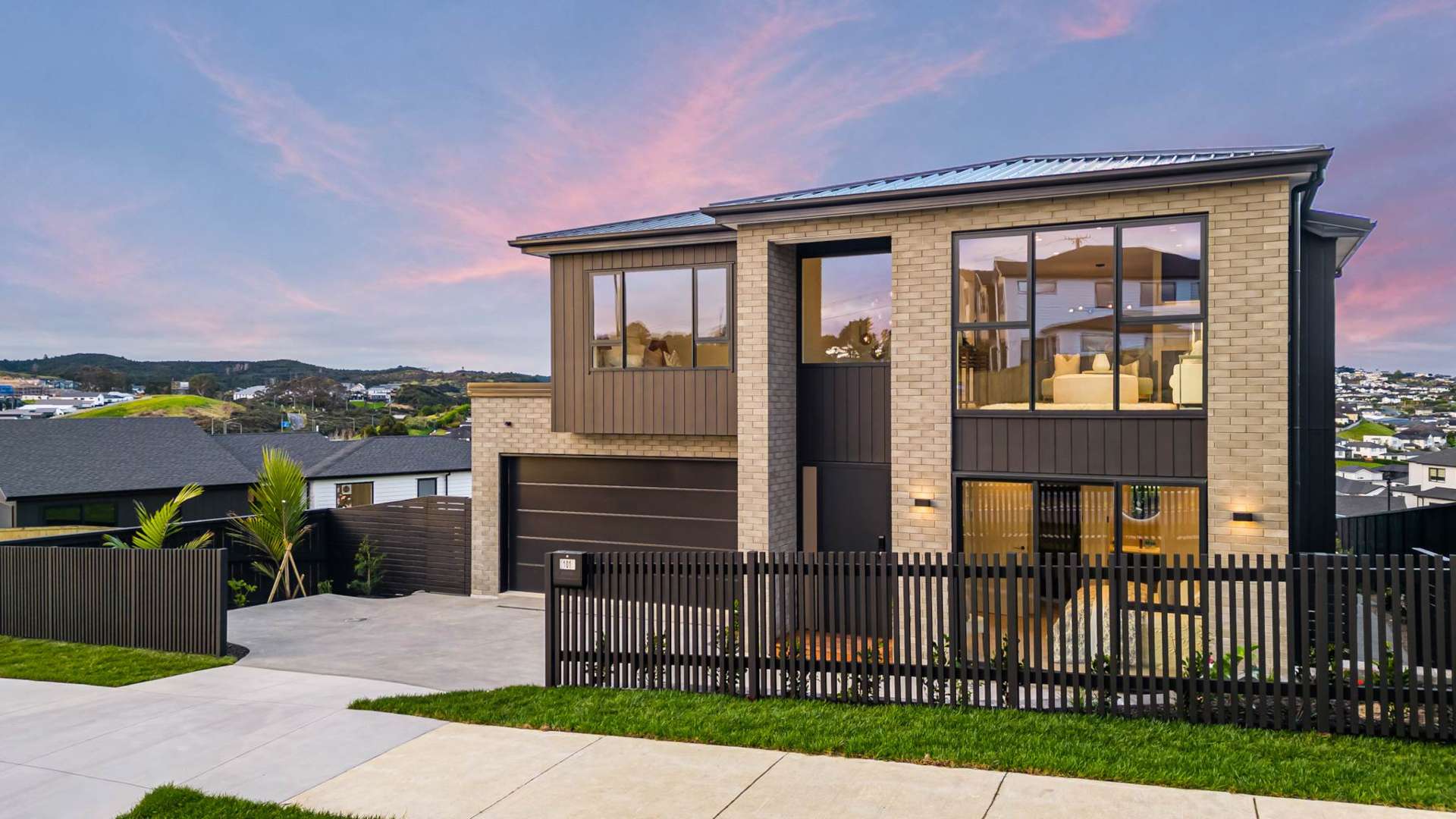 101 Skulander Crescent Millwater_0