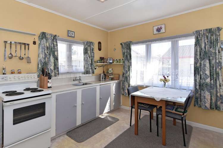 1/16 Maitland Avenue Stoke_7