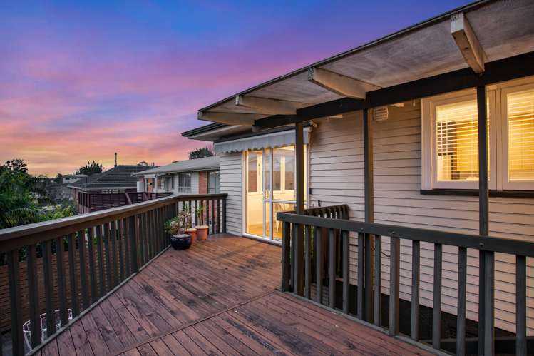 5 Castaing Crescent Te Atatu South_10