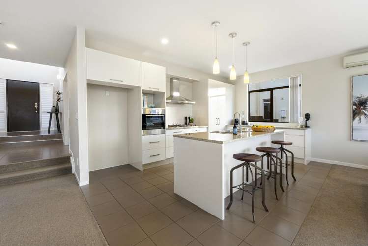 16 Oak View Terrace Schnapper Rock_23