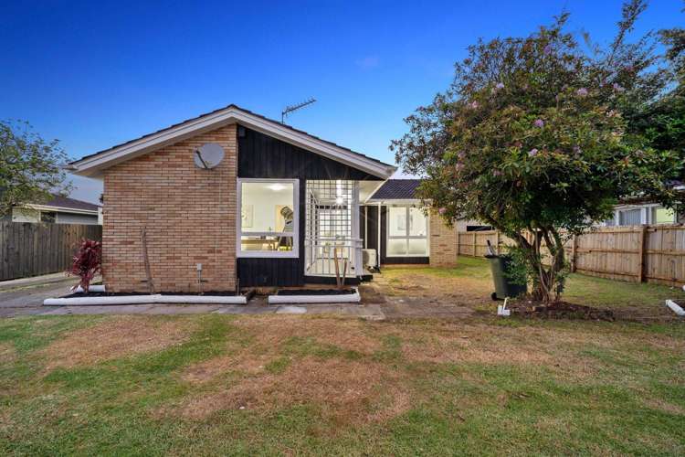 39 Cottingham Crescent Mangere East_17