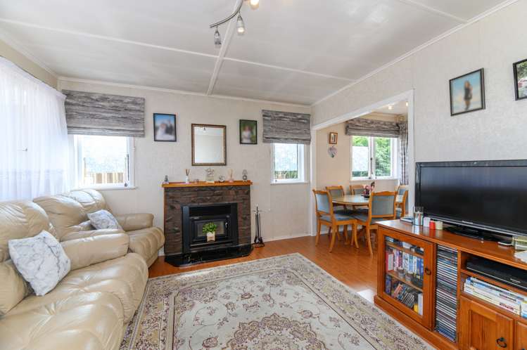 13 Waters Place New Lynn_9