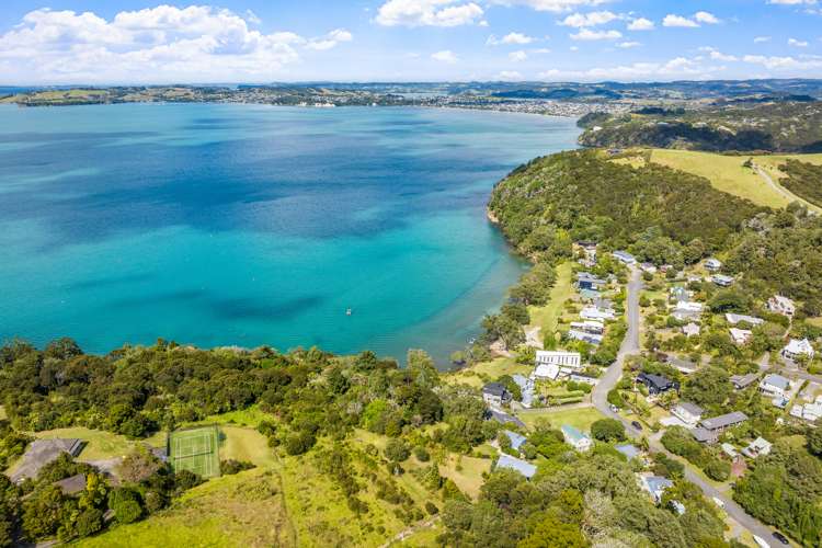 51 Buckleton Road Tawharanui Peninsula Rodney Houses for Sale