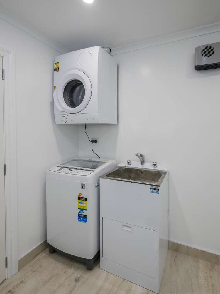 31 Royston Street North East Valley_9