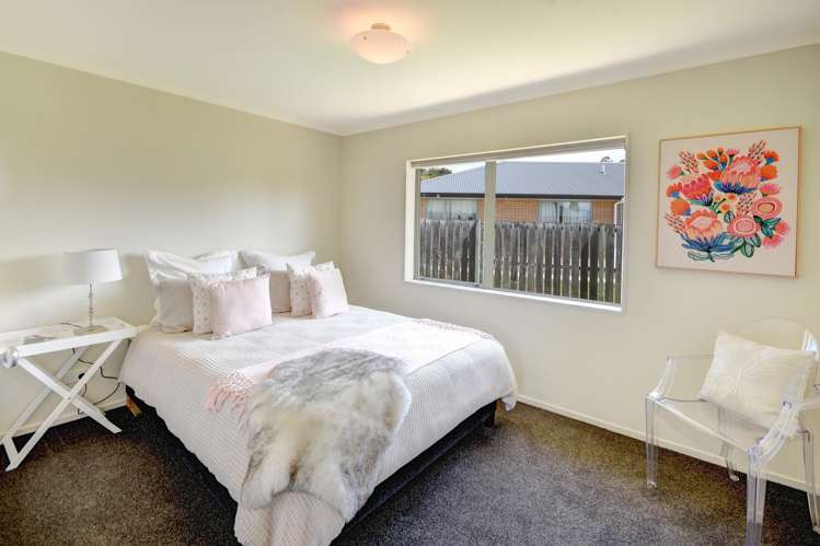 6 Sandown Street Waihola_13