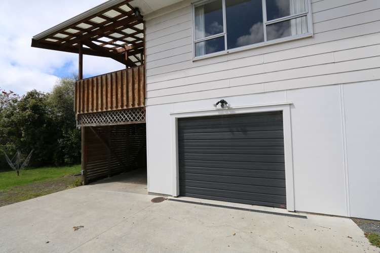 444 Huia Road Laingholm_4