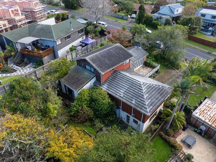 121 Oaktree Avenue Browns Bay_9