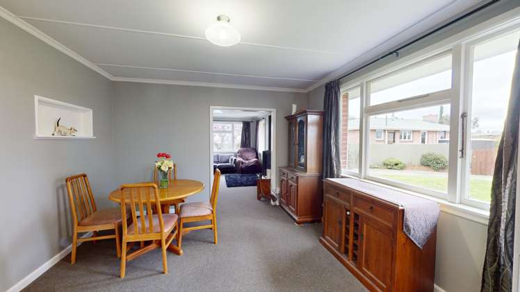 2 Reddecliffe Crescent Hampstead_2