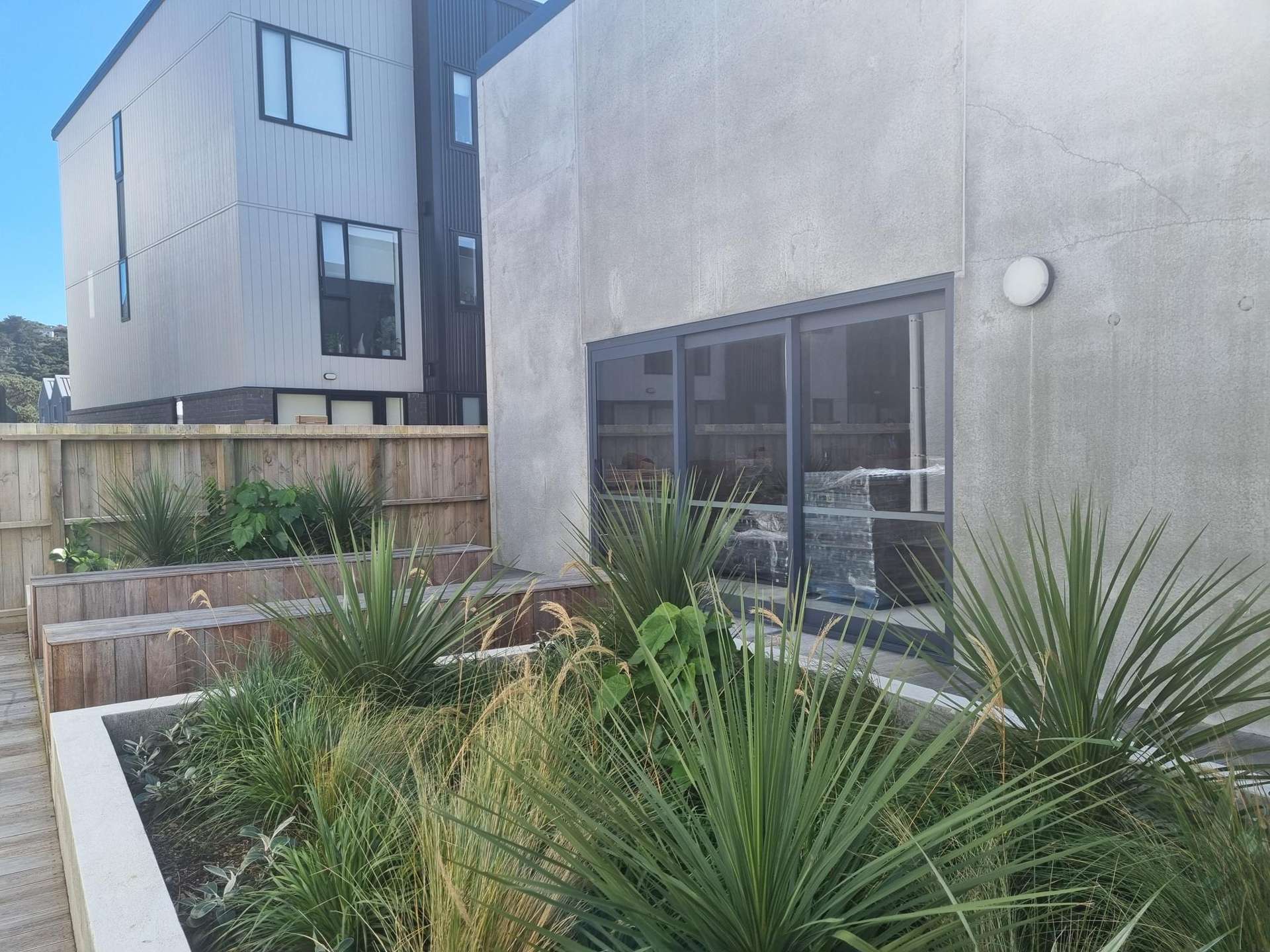 Unit 62/49 Bouverie Street Petone_0