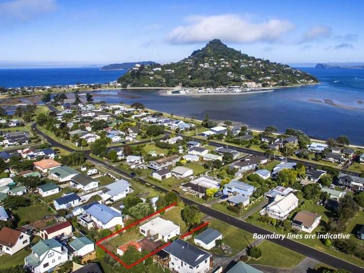 26 Hornsea Road Tairua_11