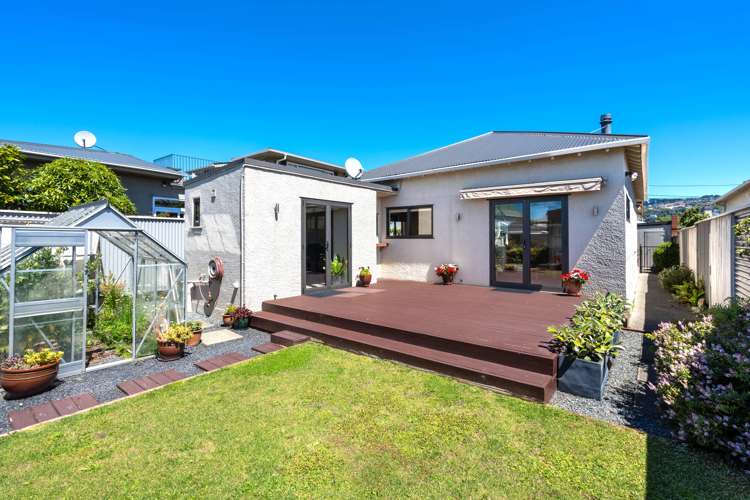 8 Hargest Crescent Saint Kilda_2