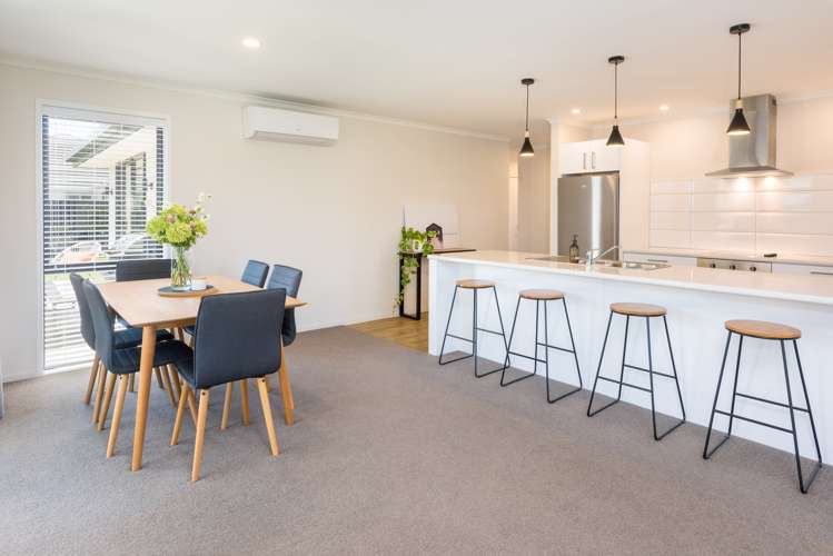 19 Corsair Crescent Burleigh_12