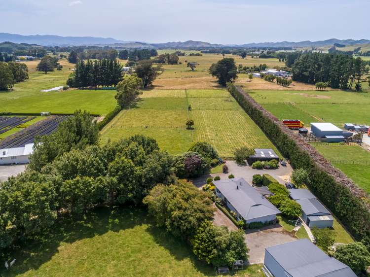 51 Short Road Pahiatua_21