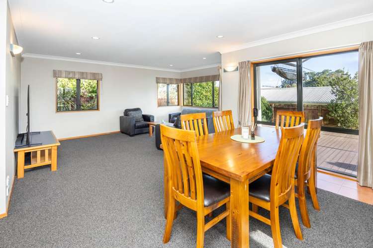 1 Sunnyhills Avenue Glenview_31
