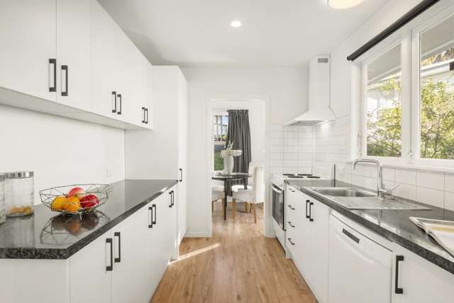8 Silver Birch Rise Henderson_4