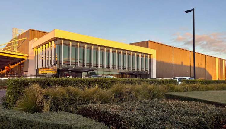15 Business Parade North_0