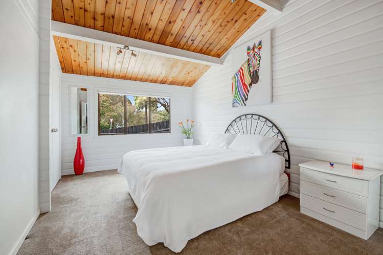 1 Ngahere Views Orewa_18